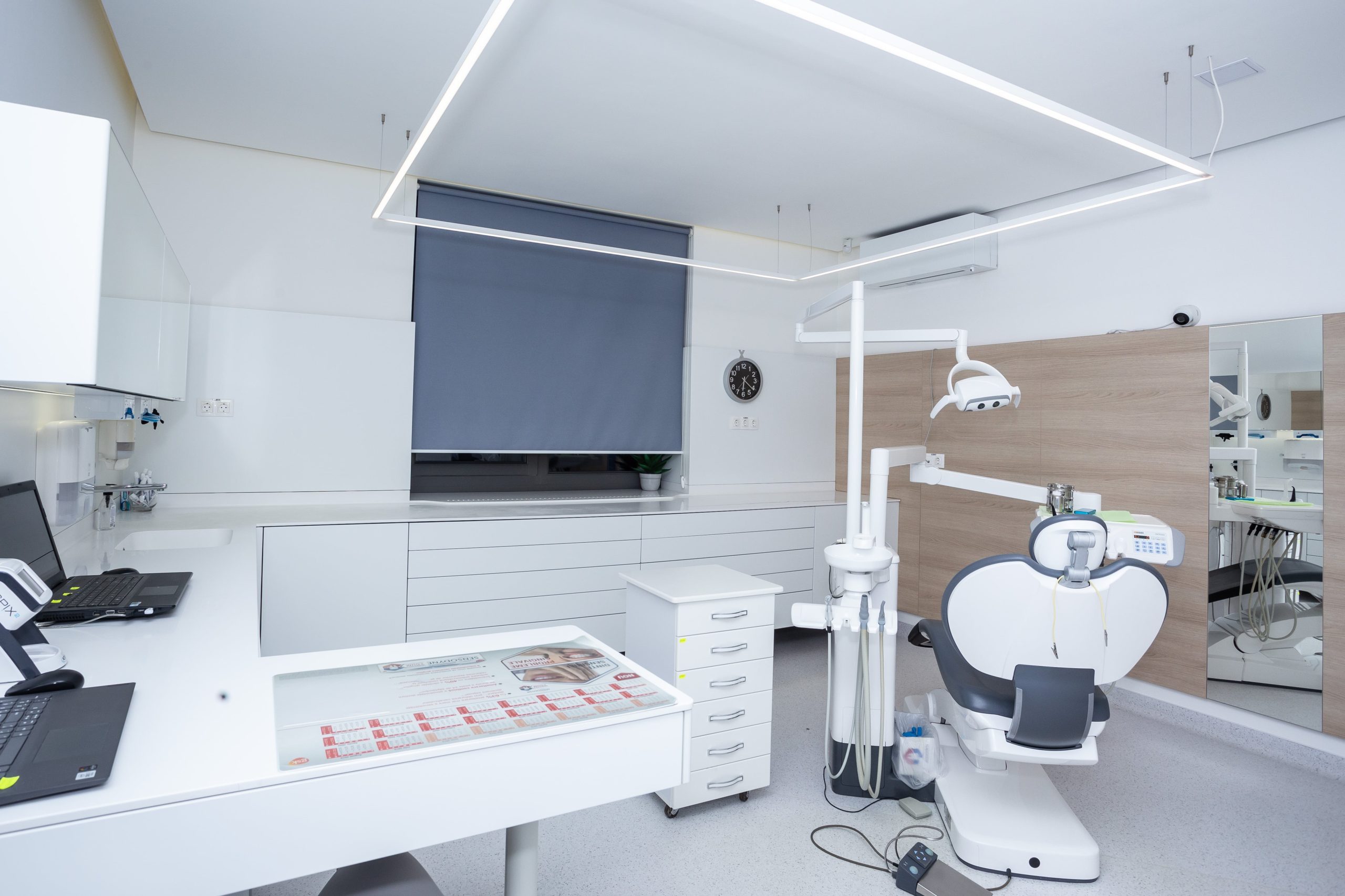 Estetical Dentis Oradea 2023 interior cabinet stomatologic scaled