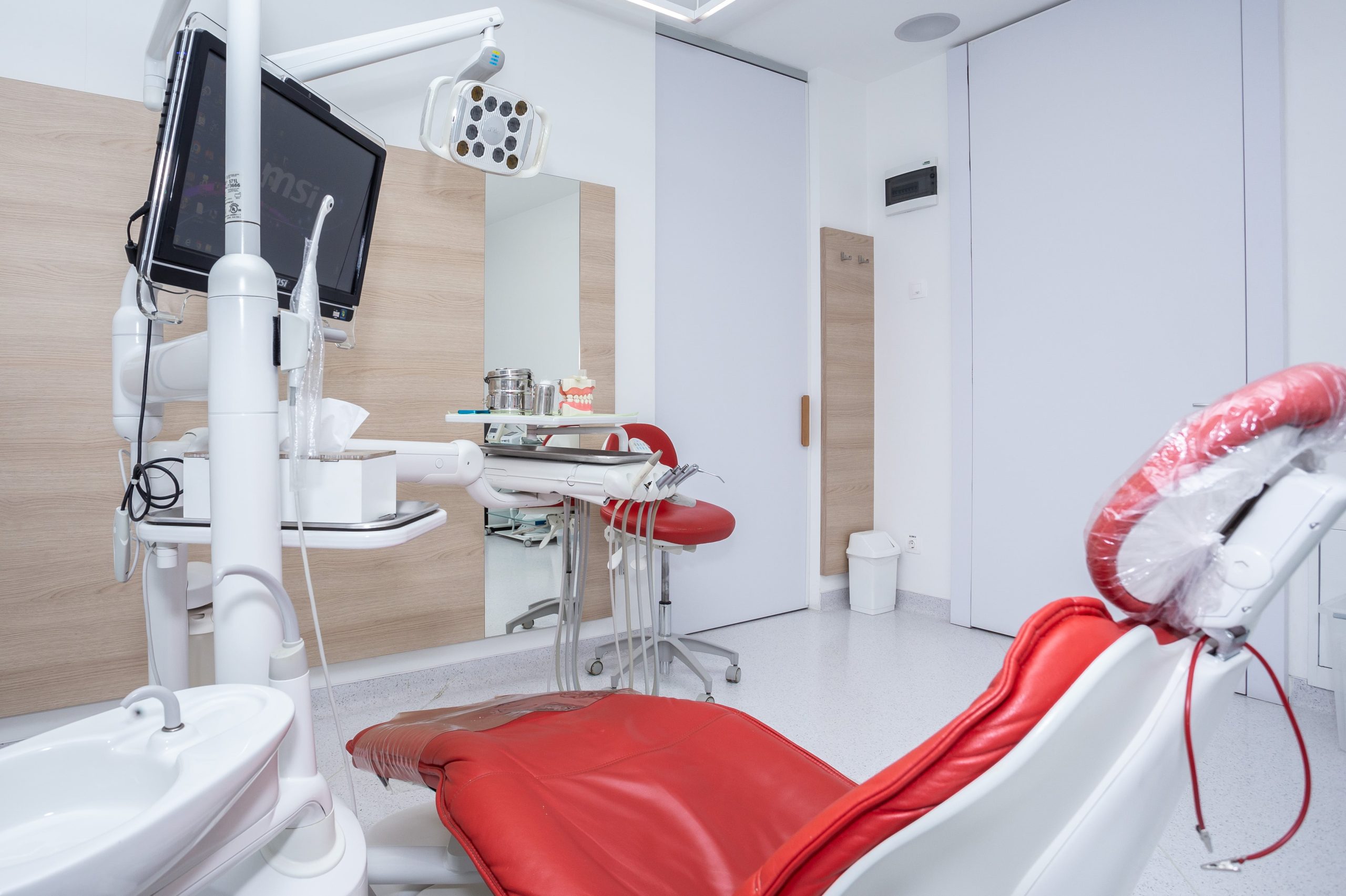 Estetical Dentis Oradea 2023 interior cabinet stomatologic 8 scaled